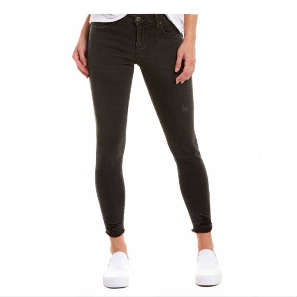 NWT Pistola Mid-Rise Audrey Black Jeans